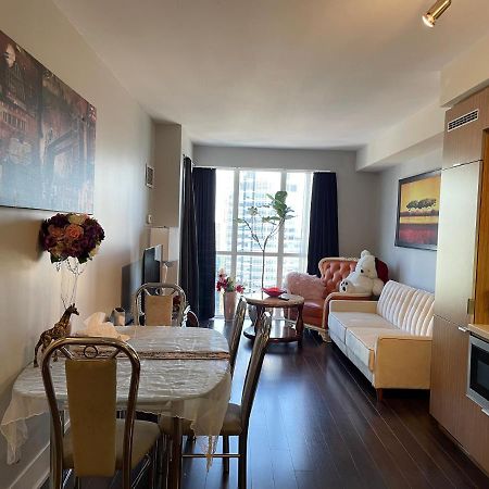 Luxury Condo With Cn Tower View Toronto Exterior photo