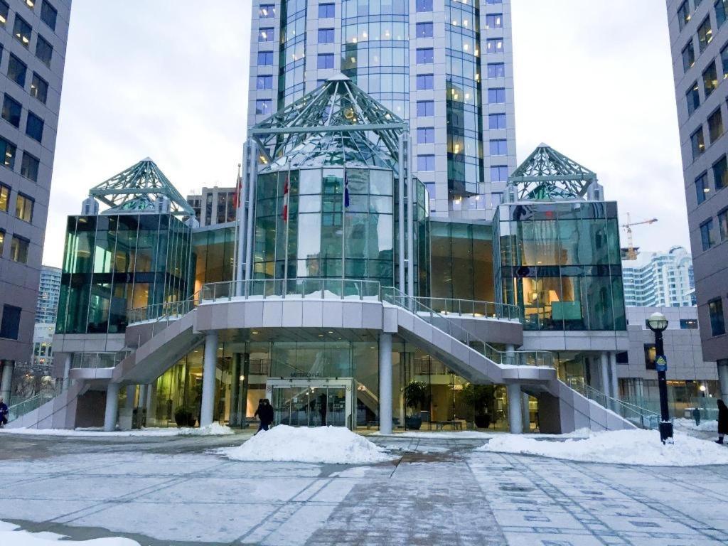 Luxury Condo With Cn Tower View Toronto Exterior photo